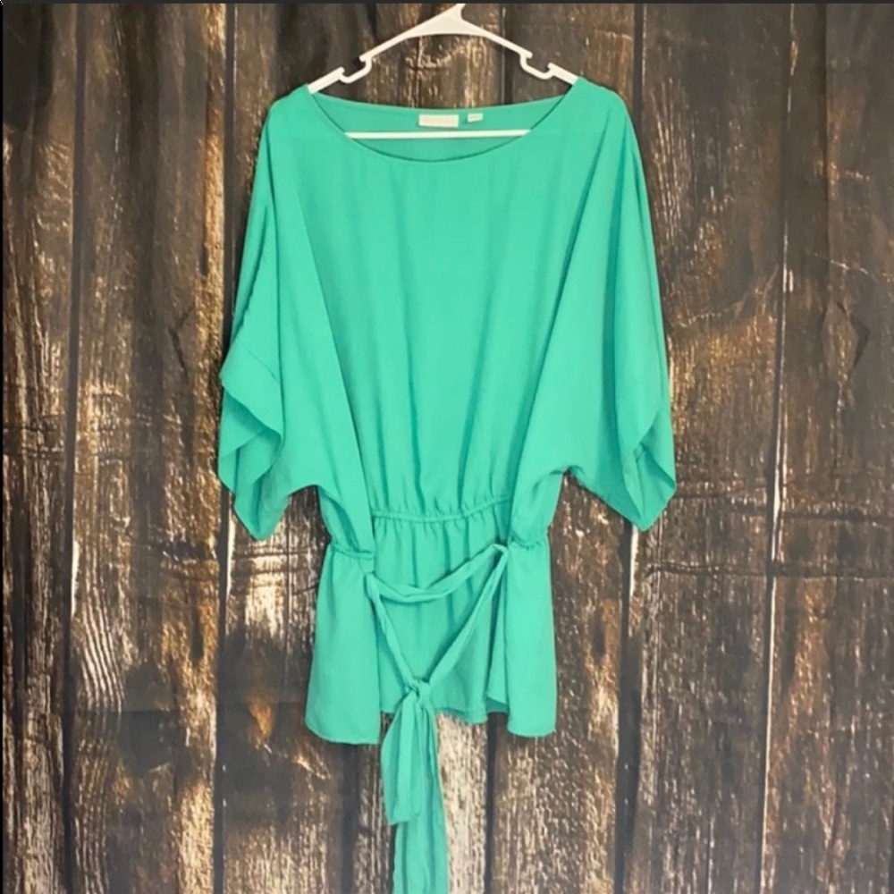SALE🔥 NY&Co Blouse with belt